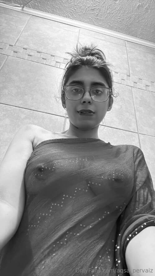 Image of Demanding Supersexy Babe Aqsa Pervaiz Teasing In Bikini And Her Private Photos And Onlyfans Clips
