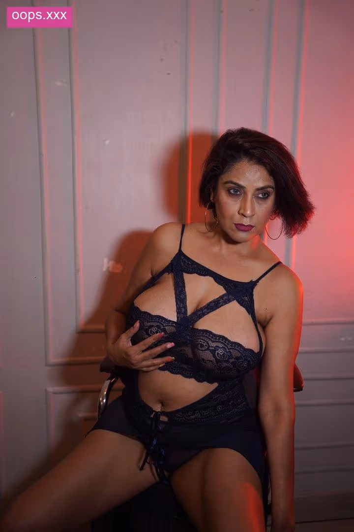 Image of Horny Famous Sexy Milf Sanchita Sajjan Leaked Nipples See-Through Pics