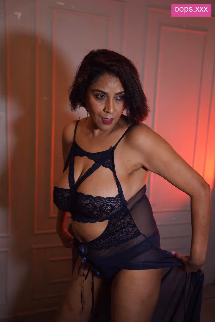 Image of Horny Famous Sexy Milf Sanchita Sajjan Leaked Nipples See-Through Pics