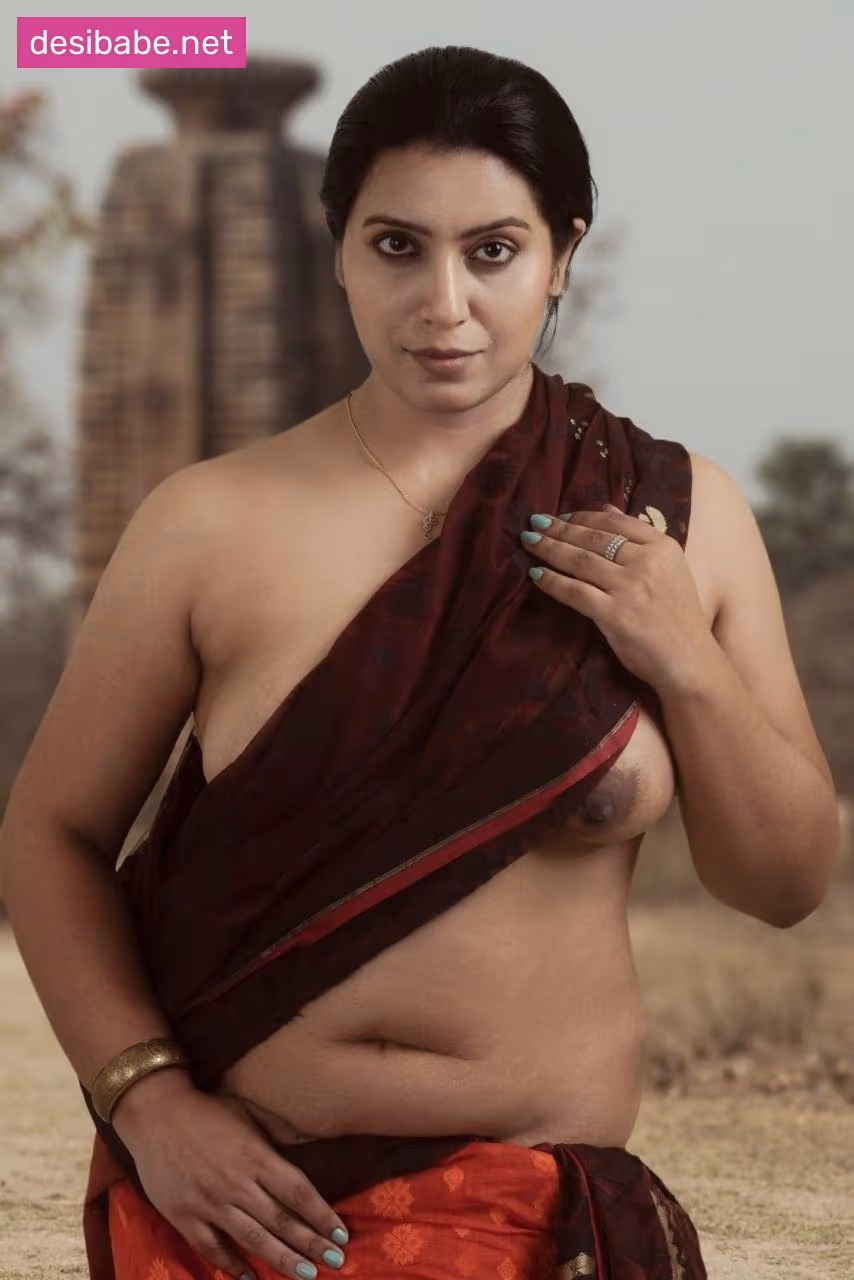 Image of Hot Indian Milf Actress Maya Nude Photo Collection with Full View of Her Amazing Boobs And Pussy