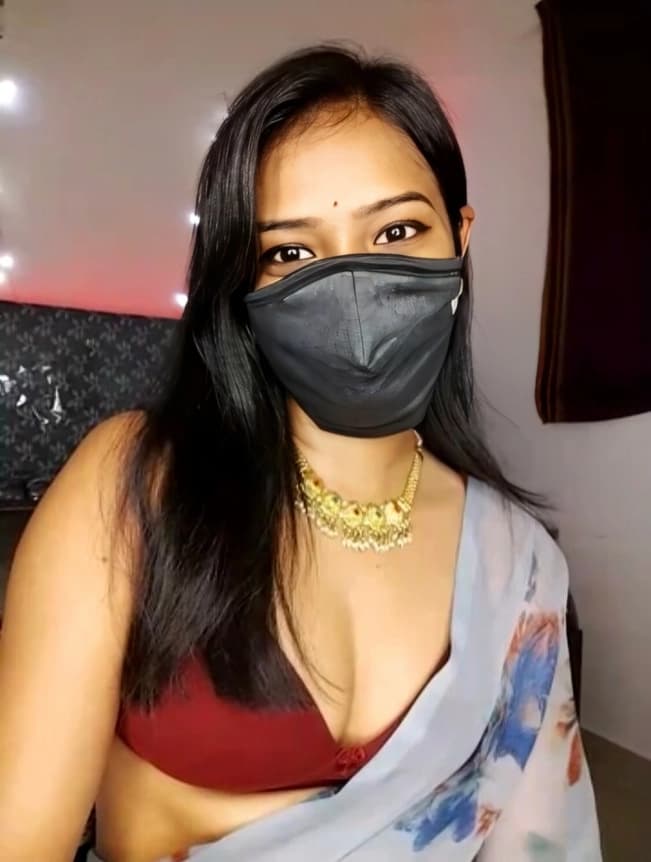 Desi Horny Webcam Girl Jenny Lucifer Showing Big Boobs Teasing Fully Nude With Mask