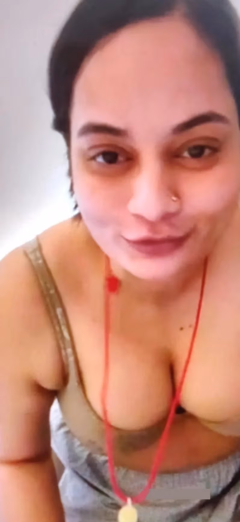Image of Famous tamil actress Bigg Boss Suja Varunee Leaked Nudes with Face Showing